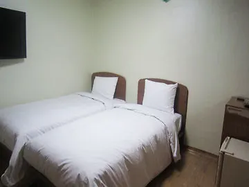 Myeongdong Dream Hotel Seoul 2*,