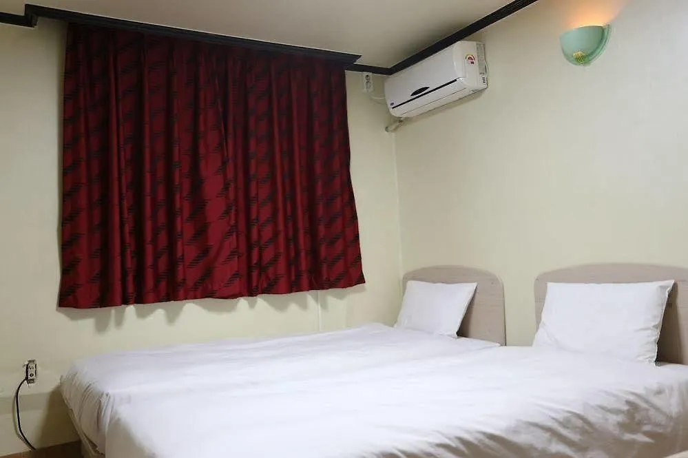 Myeongdong Dream Hotel Seoul